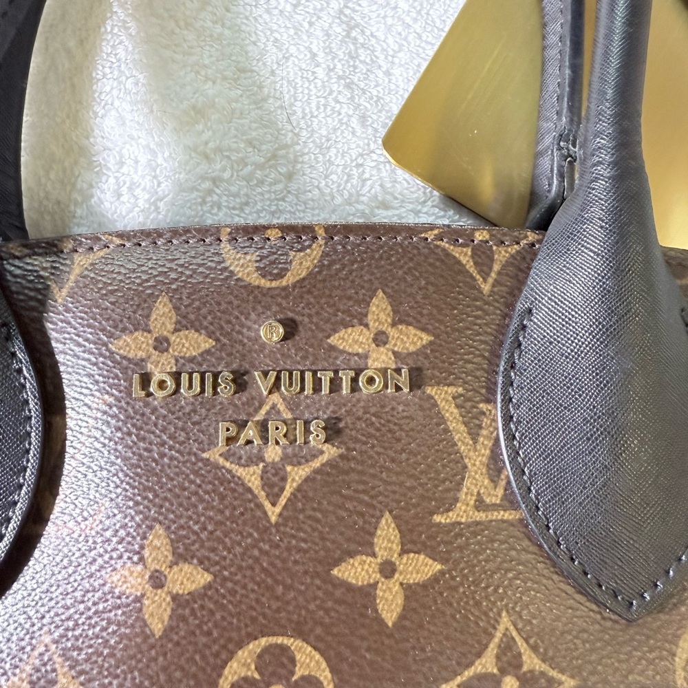 Louis Vuitton Tressage Tote - Picture 5 of 13